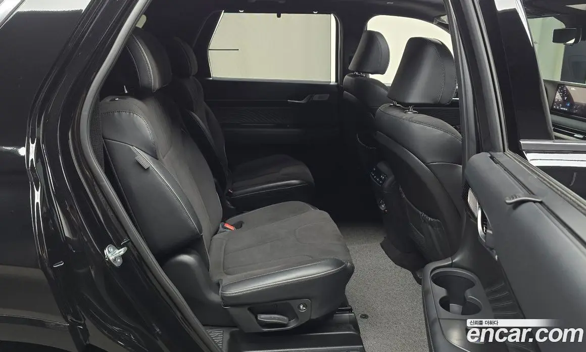 Hyundai Palisade 2024 3.8 автомат (гидро), фото 17