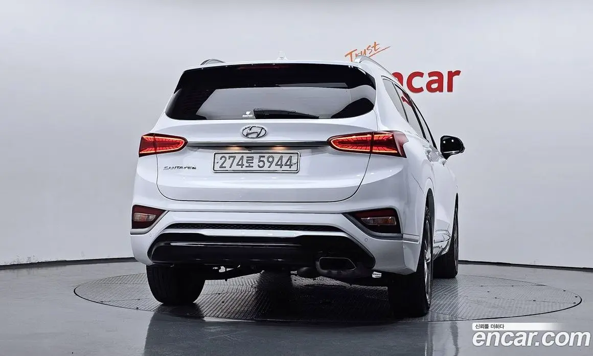 Hyundai Santa Fe 2020 2.0 автомат (гидро), фото 4 Hyundai Santa Fe 2020 2.0 автомат (гидро), фото 4