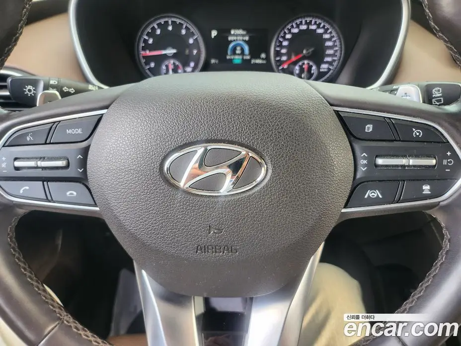 Hyundai Santa Fe 2021 2.5 автомат (гидро), фото 17