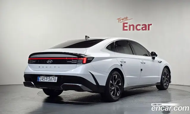 Hyundai Sonata 2024 2.0 автомат (гидро), миниатюра 2 Hyundai Sonata 2024 2.0 автомат (гидро), миниатюра 2