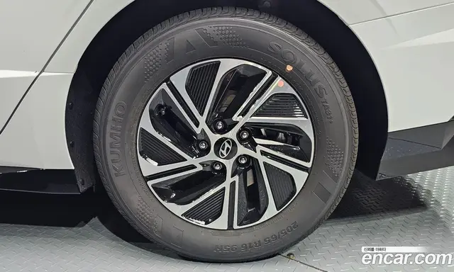 Hyundai Sonata 2026 2.0 автомат (гидро), миниатюра 7 Hyundai Sonata 2026 2.0 автомат (гидро), миниатюра 7