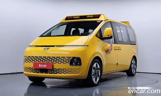 Hyundai Staria, 2023, 46 681 км
