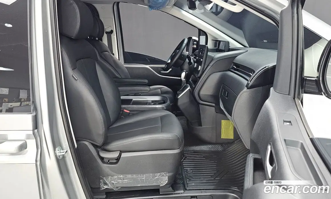 Hyundai Staria 2025 3.5 автомат (гидро), фото 16 Hyundai Staria 2025 3.5 автомат (гидро), фото 16