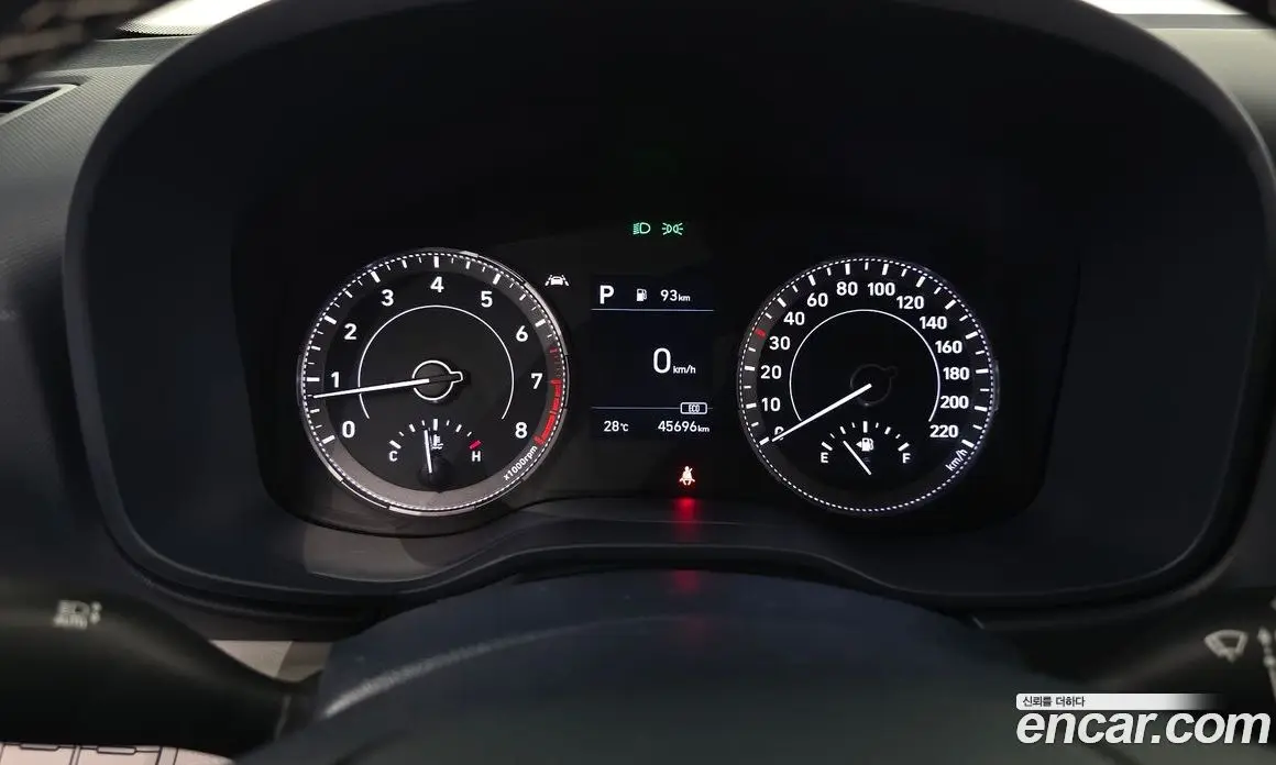 Hyundai Venue 2021 1.6 автомат (гидро), фото 11