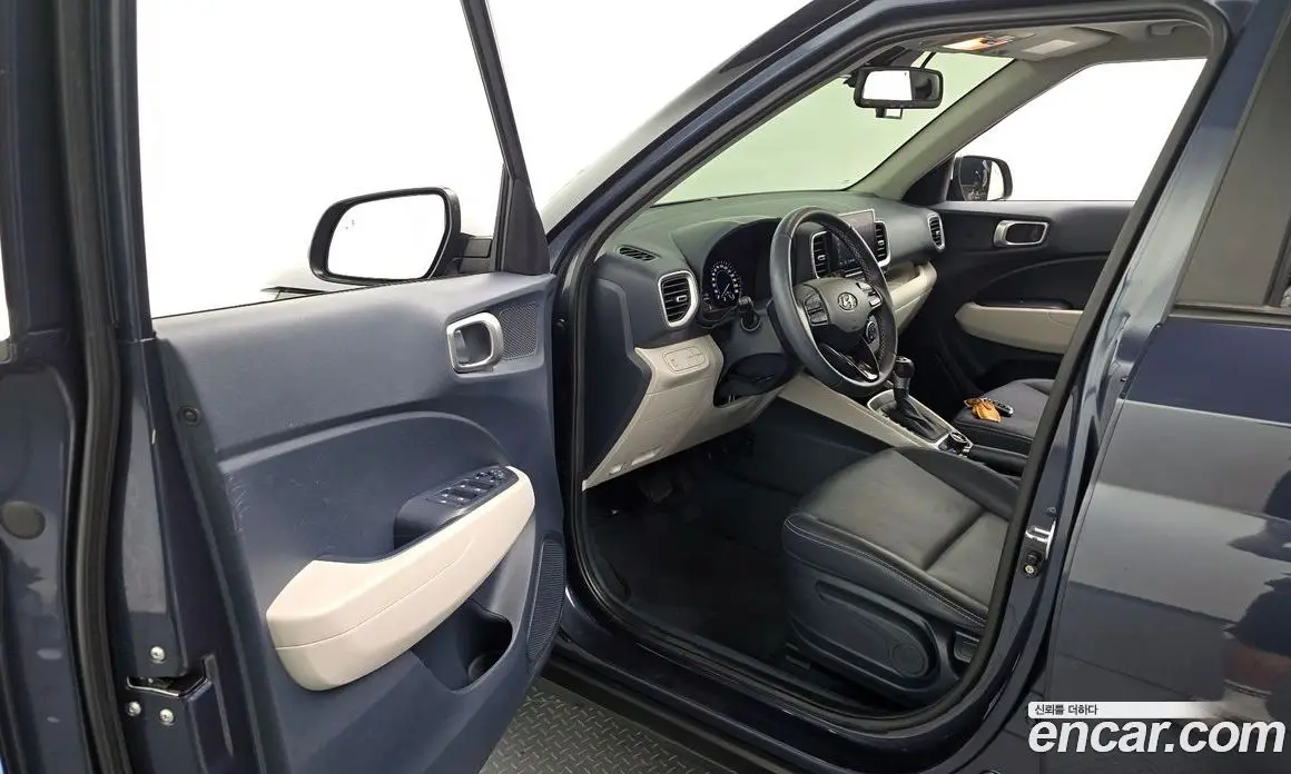 Hyundai Venue 2021 1.6 автомат (гидро), фото 13