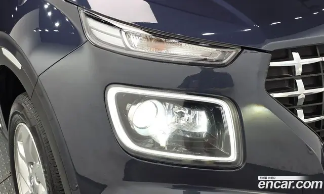 Hyundai Venue 2021 1.6 автомат (гидро), миниатюра 8