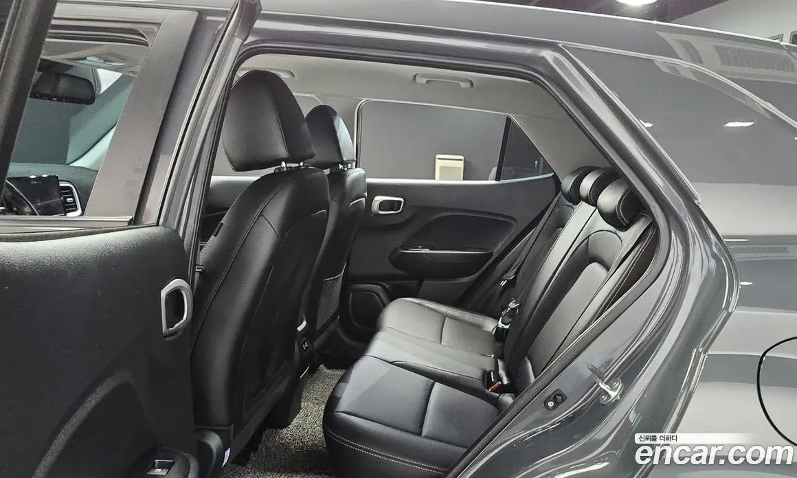 Hyundai Venue 2023 1.6 автомат (гидро), фото 18 Hyundai Venue 2023 1.6 автомат (гидро), фото 18