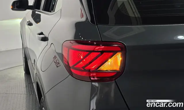 Hyundai Venue 2023 1.6 автомат (гидро), миниатюра 9 Hyundai Venue 2023 1.6 автомат (гидро), миниатюра 9