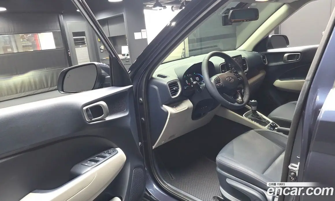 Hyundai Venue 2026 1.6 автомат (гидро), фото 13