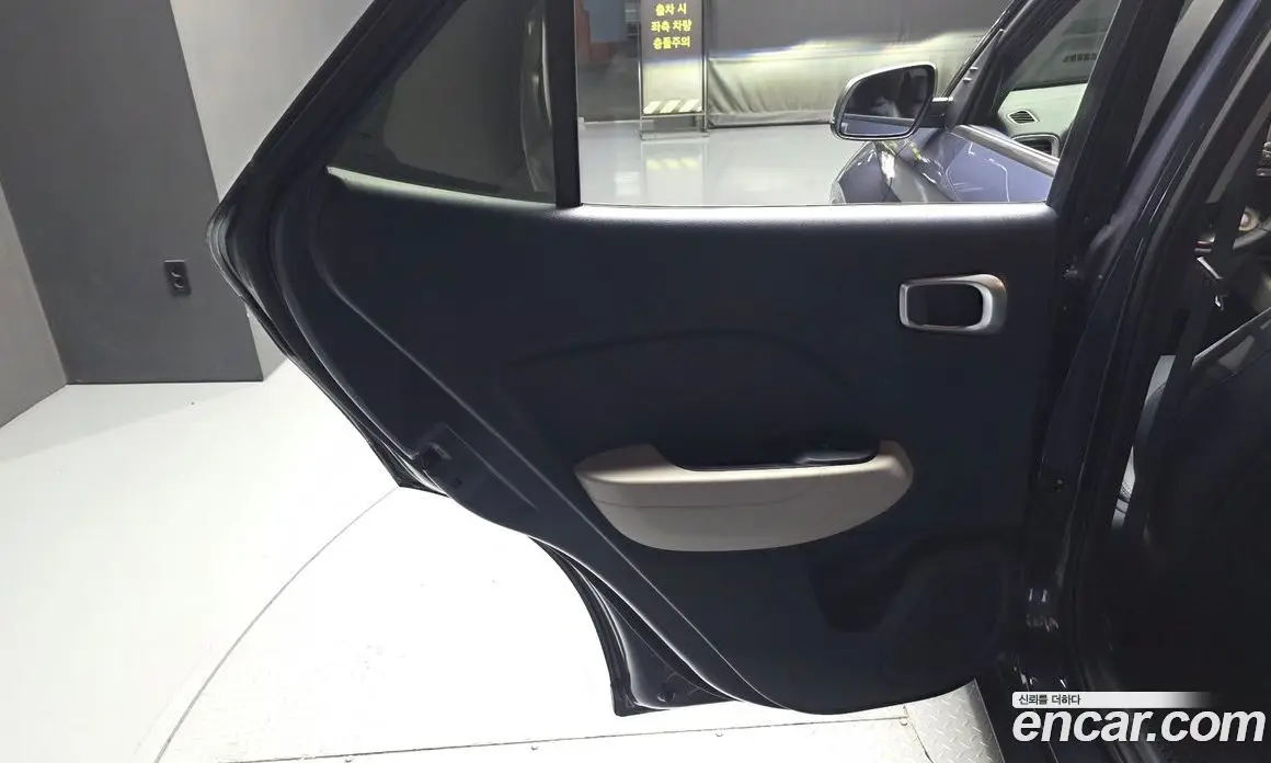 Hyundai Venue 2026 1.6 автомат (гидро), фото 15