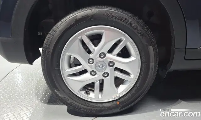 Hyundai Venue 2026 1.6 автомат (гидро), миниатюра 5