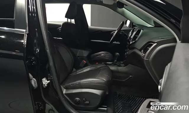 Jeep Cherokee 2021 2.4 автомат (гидро), миниатюра 12
