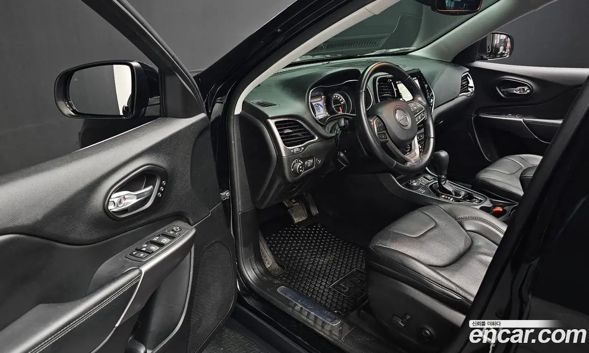Jeep Cherokee 2021 2.4 автомат (гидро), фото 16 Jeep Cherokee 2021 2.4 автомат (гидро), фото 16