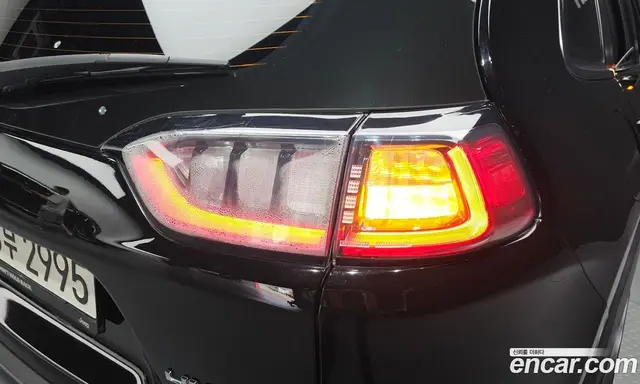 Jeep Cherokee 2021 2.4 автомат (гидро), миниатюра 8 Jeep Cherokee 2021 2.4 автомат (гидро), миниатюра 8