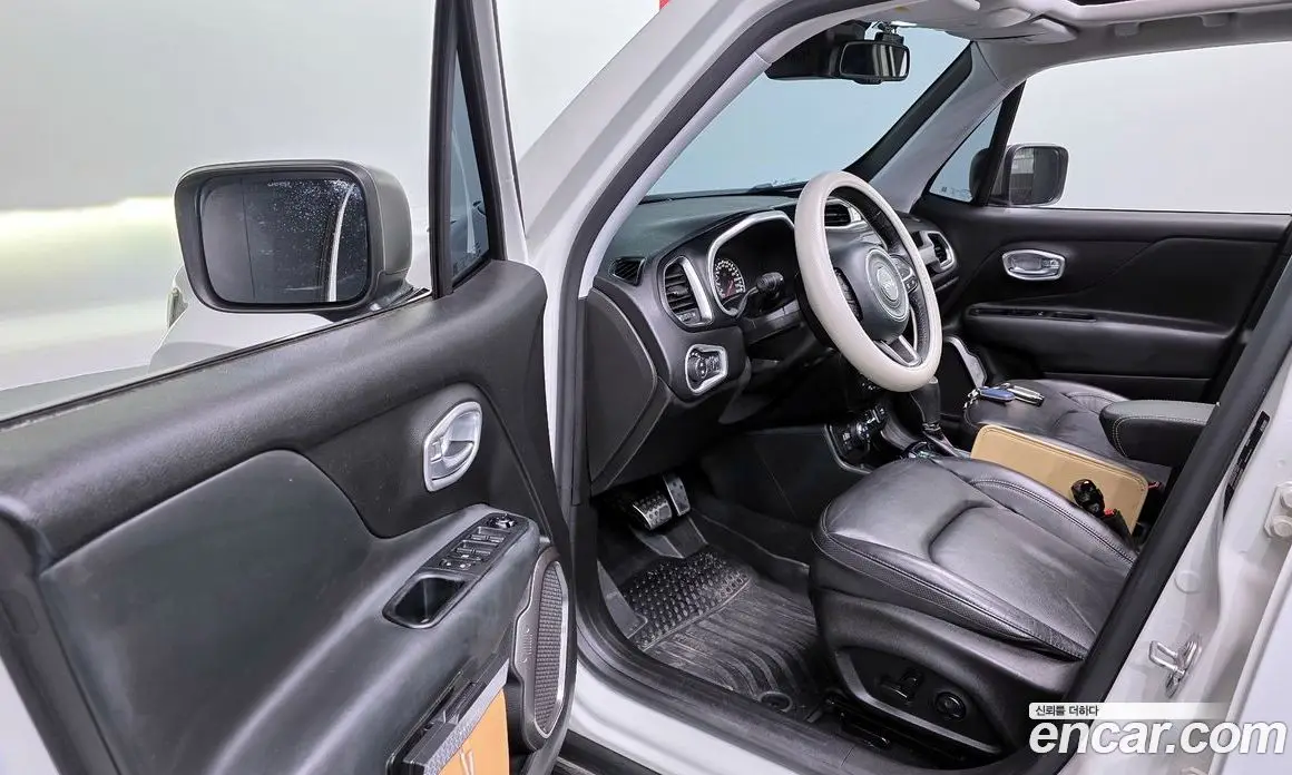 Jeep Renegade 2019 2.0 автомат (гидро), фото 13 Jeep Renegade 2019 2.0 автомат (гидро), фото 13