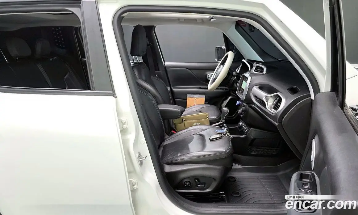 Jeep Renegade 2019 2.0 автомат (гидро), фото 17 Jeep Renegade 2019 2.0 автомат (гидро), фото 17