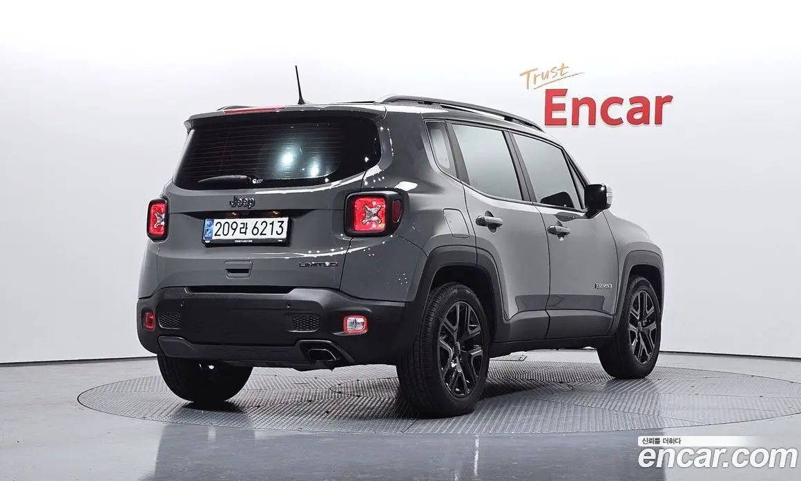 Jeep Renegade 2022 1.3 автомат (гидро), фото 2 Jeep Renegade 2022 1.3 автомат (гидро), фото 2