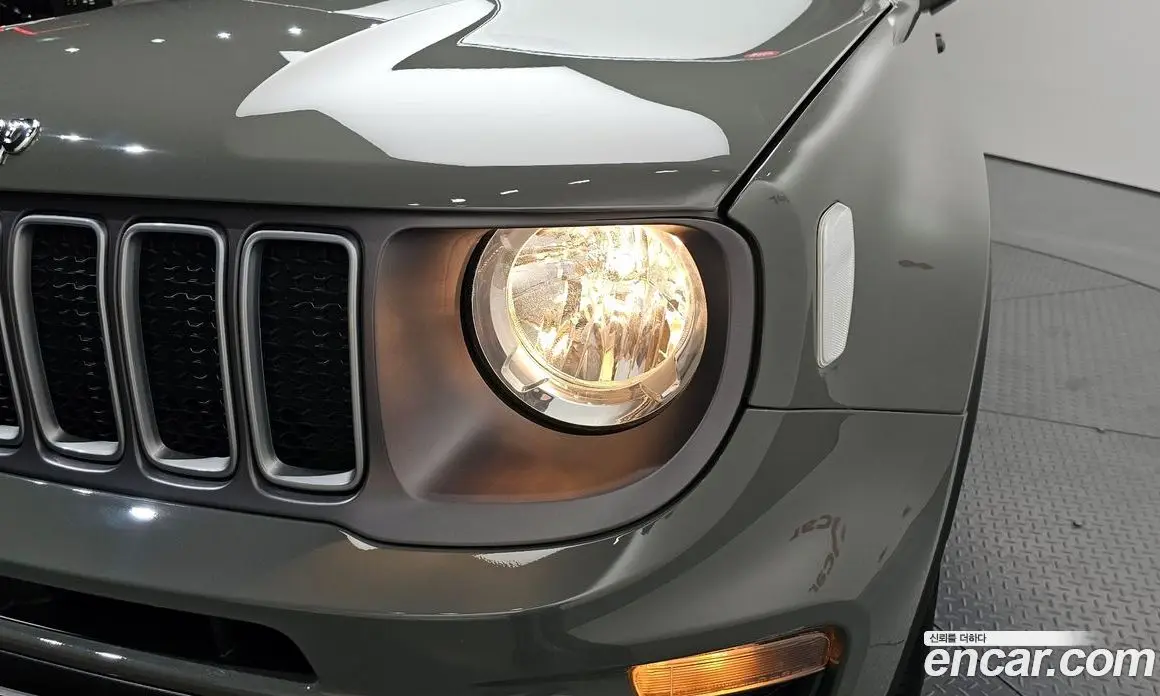 Jeep Renegade 2022 1.3 автомат (гидро), фото 8 Jeep Renegade 2022 1.3 автомат (гидро), фото 8