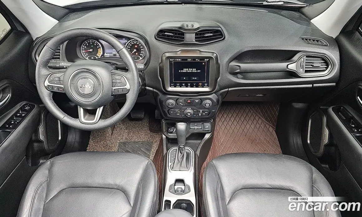 Jeep Renegade 2022 1.3 автомат (гидро), фото 10 Jeep Renegade 2022 1.3 автомат (гидро), фото 10