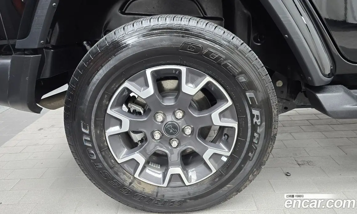 Jeep Wrangler 2024 2.0 автомат (гидро), фото 5 Jeep Wrangler 2024 2.0 автомат (гидро), фото 5