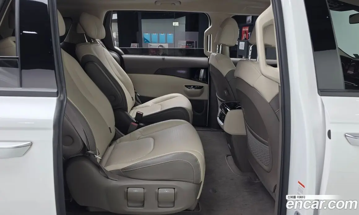 Kia Carnival 2020 3.5 автомат (гидро), фото 16 Kia Carnival 2020 3.5 автомат (гидро), фото 16
