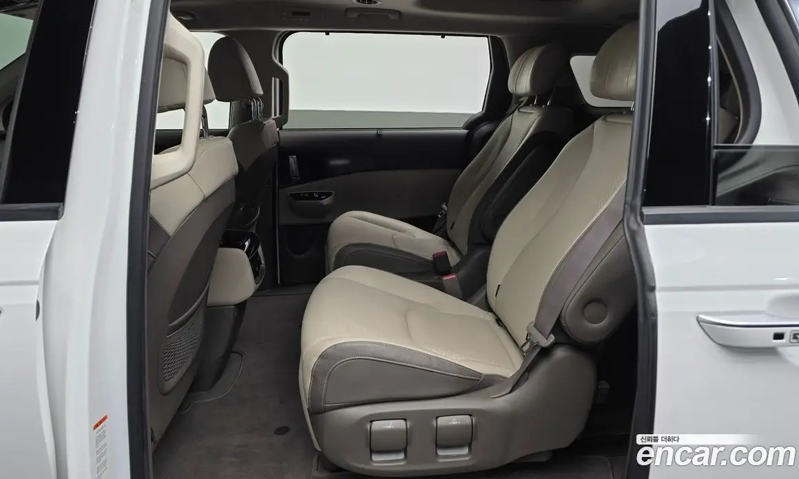 Kia Carnival 2020 3.5 автомат (гидро), фото 18 Kia Carnival 2020 3.5 автомат (гидро), фото 18