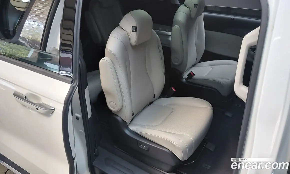 Kia Carnival 2022 3.5 автомат (гидро), фото 17