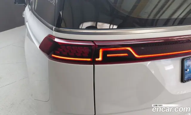 Kia Carnival 2022 3.5 автомат (гидро), миниатюра 9