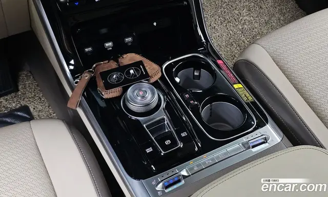 Kia Carnival 2023 3.5 автомат (гидро), миниатюра 12