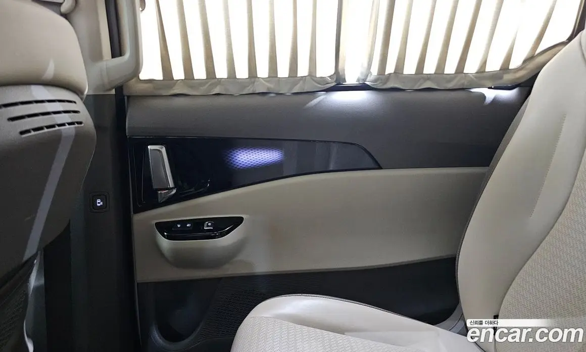 Kia Carnival 2023 3.5 автомат (гидро), фото 15