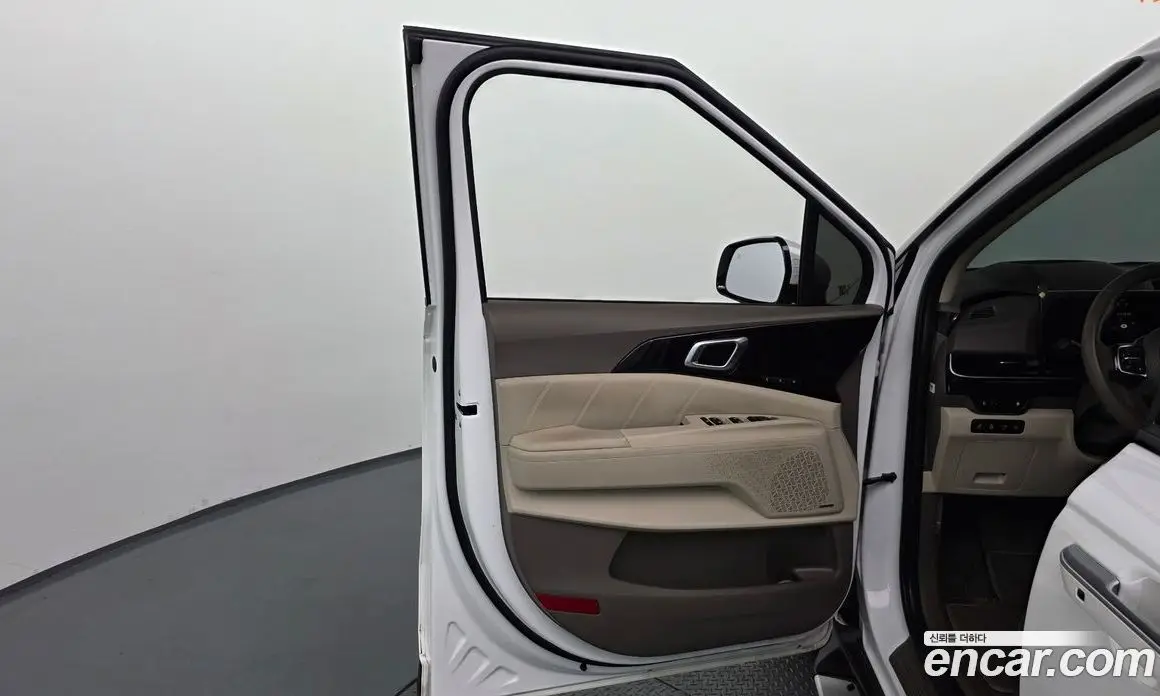 Kia Carnival 2024 2.2 автомат (гидро), фото 14 Kia Carnival 2024 2.2 автомат (гидро), фото 14