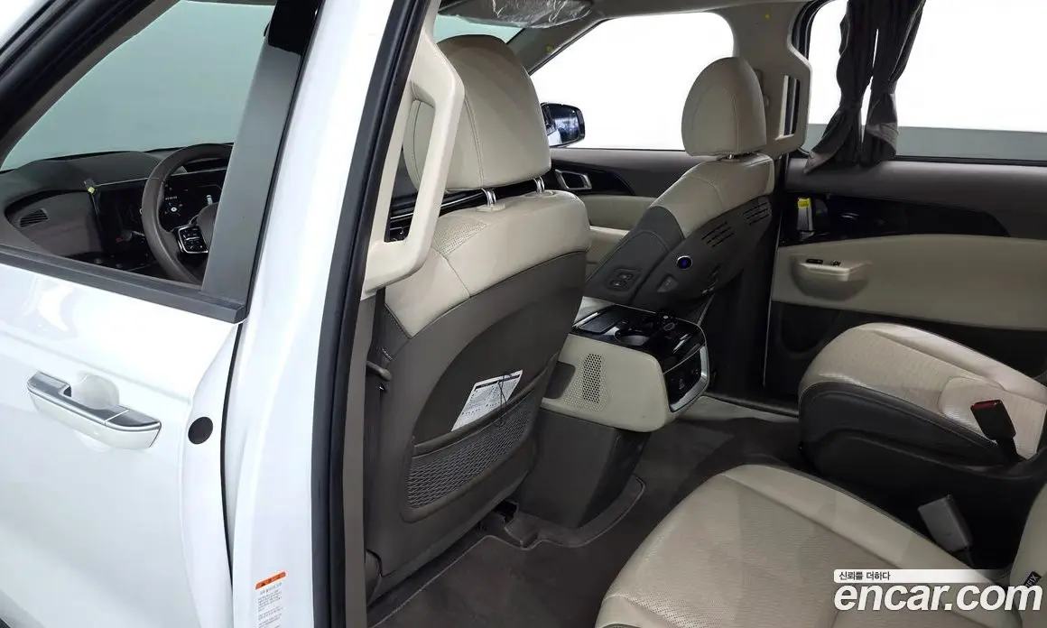 Kia Carnival 2024 2.2 автомат (гидро), фото 18 Kia Carnival 2024 2.2 автомат (гидро), фото 18