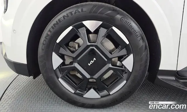 Kia Carnival 2024 2.2 автомат (гидро), миниатюра 5 Kia Carnival 2024 2.2 автомат (гидро), миниатюра 5