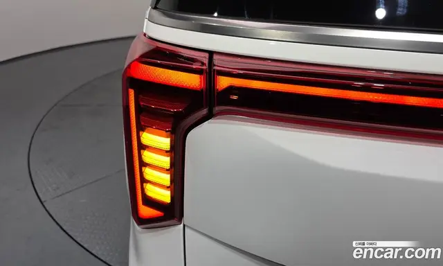 Kia Carnival 2024 2.2 автомат (гидро), миниатюра 9 Kia Carnival 2024 2.2 автомат (гидро), миниатюра 9