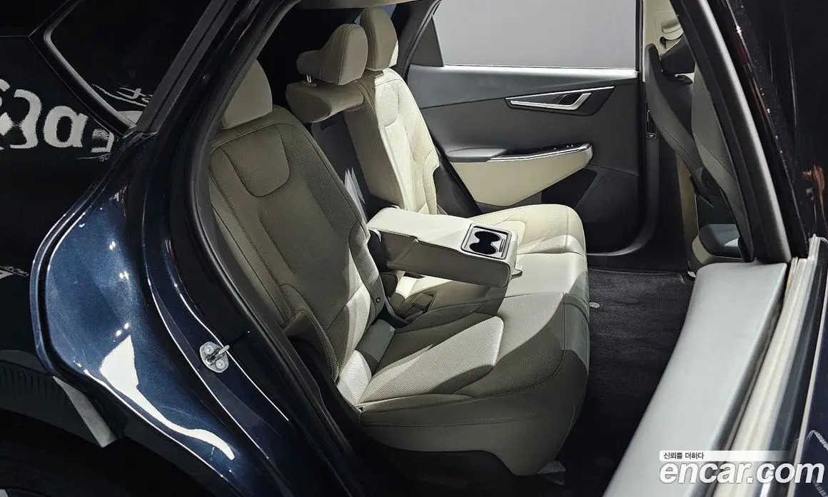 Kia EV6 2023 0.1 автомат (гидро), фото 16