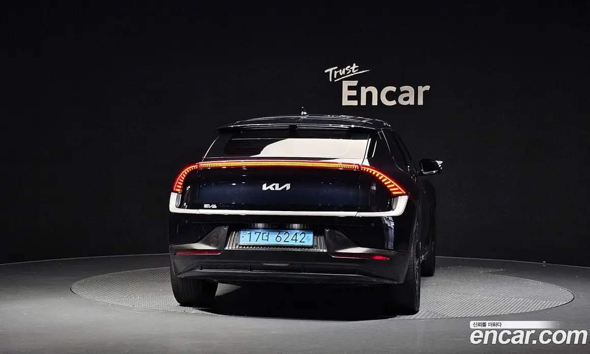 Kia EV6 2023 0.1 автомат (гидро), фото 3