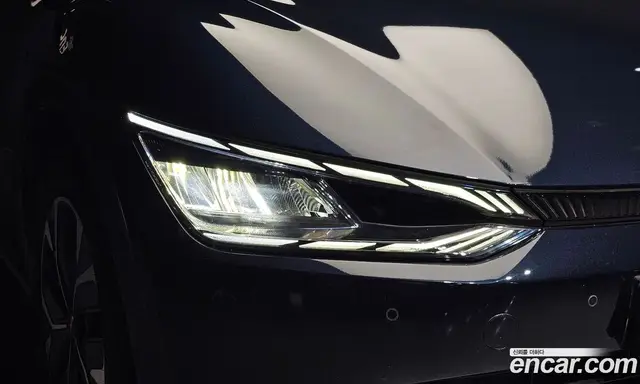 Kia EV6 2023 0.1 автомат (гидро), миниатюра 7