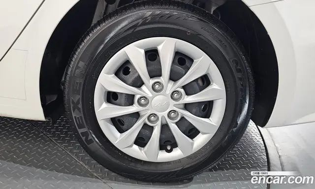 Kia K3 2024 1.6 автомат (гидро), миниатюра 7