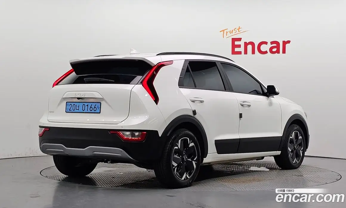Kia Niro 2023 0.2 автомат (гидро), фото 2 Kia Niro 2023 0.2 автомат (гидро), фото 2