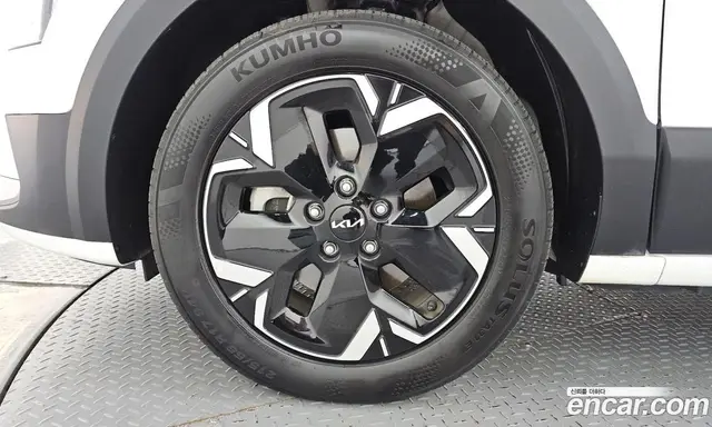 Kia Niro 2023 0.2 автомат (гидро), миниатюра 5 Kia Niro 2023 0.2 автомат (гидро), миниатюра 5