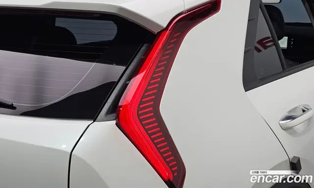 Kia Niro 2023 0.2 автомат (гидро), миниатюра 9 Kia Niro 2023 0.2 автомат (гидро), миниатюра 9