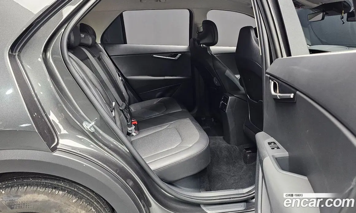 Kia Niro 2025 1.6 автомат (гидро), фото 18