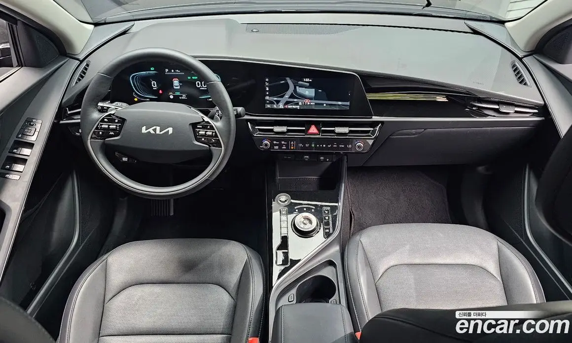 Kia Niro 2025 1.6 автомат (гидро), фото 10