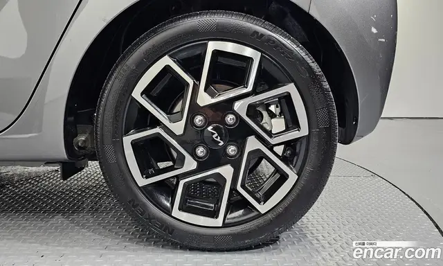 Kia Ray 2023 1.0 автомат (гидро), миниатюра 7