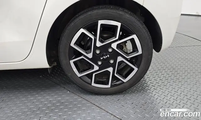 Kia Ray 2023 1.0 автомат (гидро), миниатюра 7 Kia Ray 2023 1.0 автомат (гидро), миниатюра 7