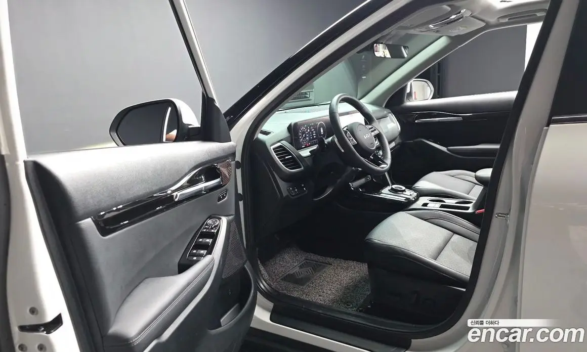 Kia Seltos 2025 1.6 автомат (гидро), фото 13 Kia Seltos 2025 1.6 автомат (гидро), фото 13