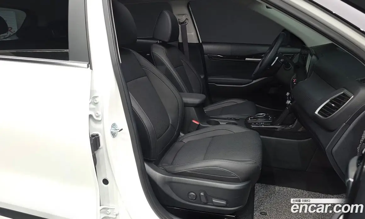 Kia Seltos 2025 1.6 автомат (гидро), фото 17 Kia Seltos 2025 1.6 автомат (гидро), фото 17