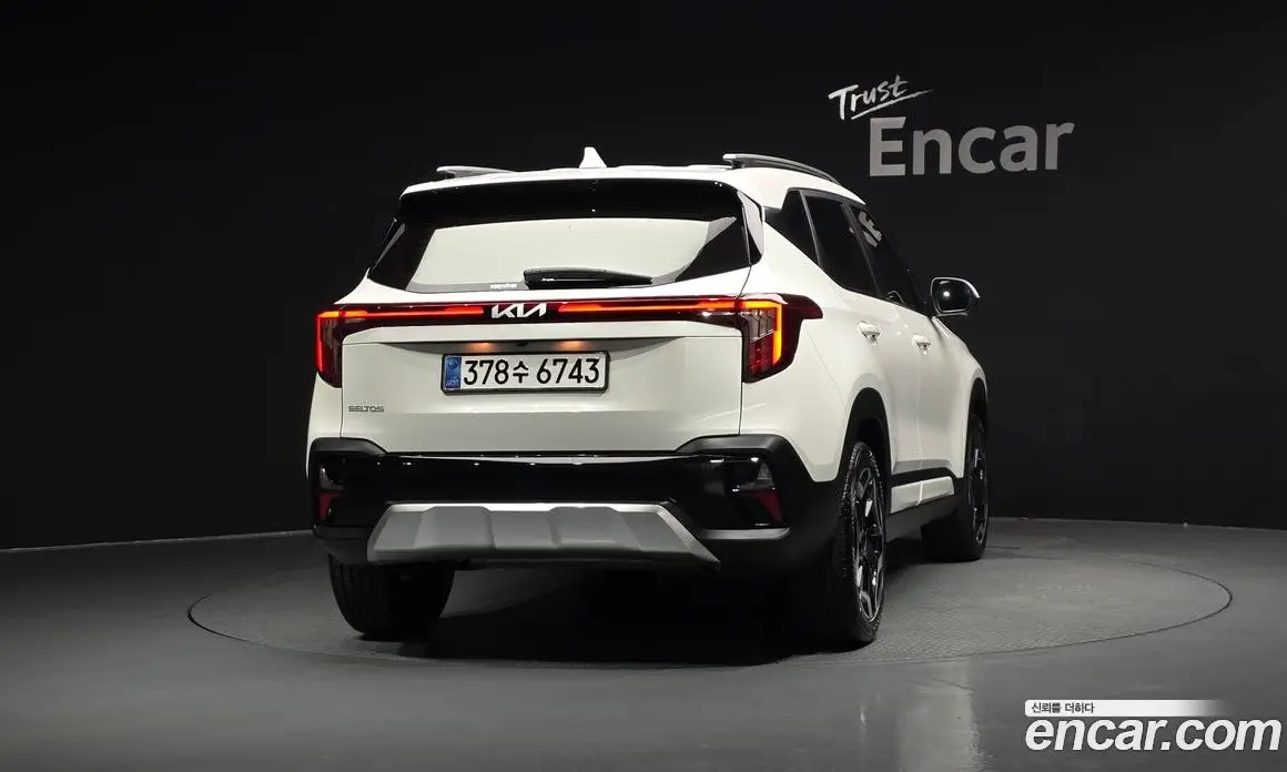 Kia Seltos 2025 1.6 автомат (гидро), фото 4 Kia Seltos 2025 1.6 автомат (гидро), фото 4