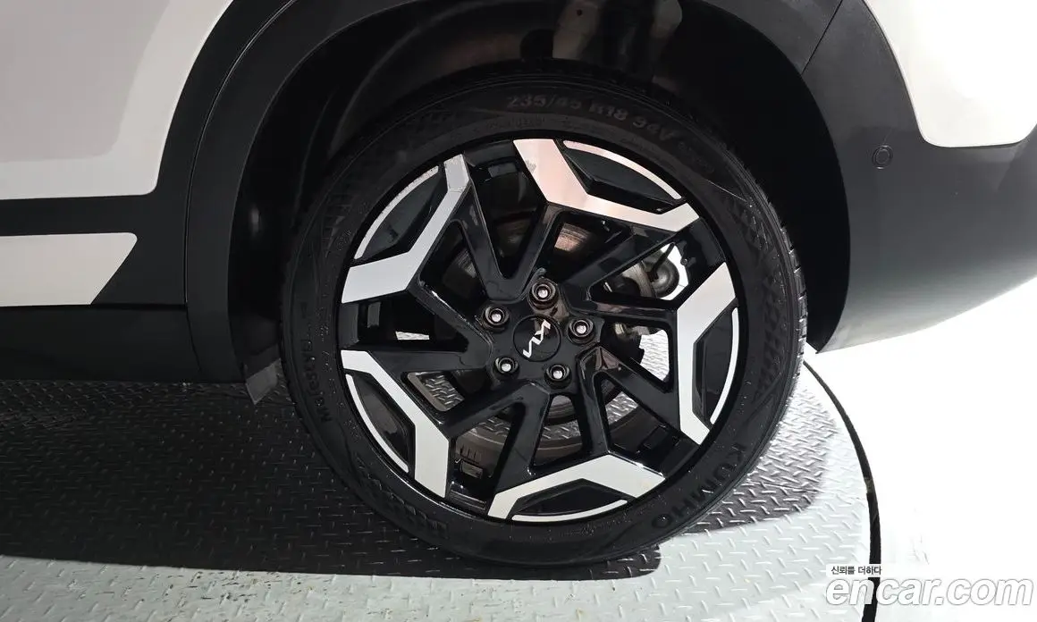 Kia Seltos 2025 1.6 автомат (гидро), фото 7 Kia Seltos 2025 1.6 автомат (гидро), фото 7