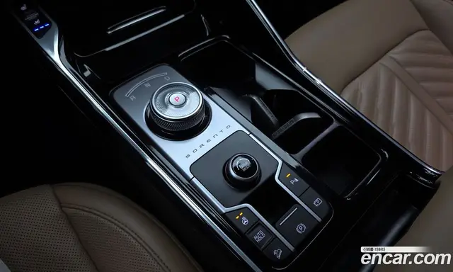 Kia Sorento 2023 1.6 автомат (гидро), миниатюра 12
